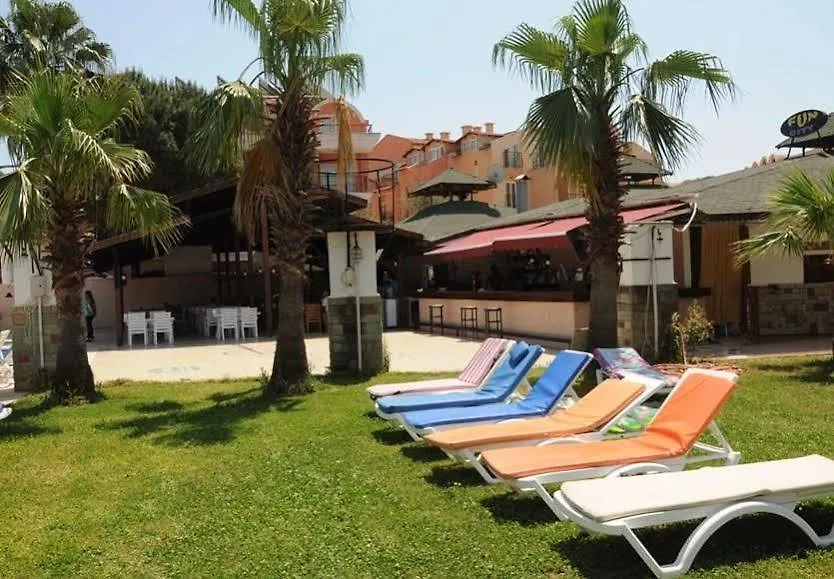 Club Secret Garden Hotel Marmaris 2*,
